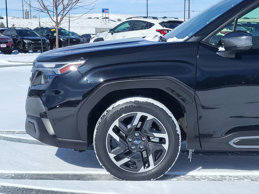 Certified Used 2025 Crystal Black Silica Subaru Limited image 6