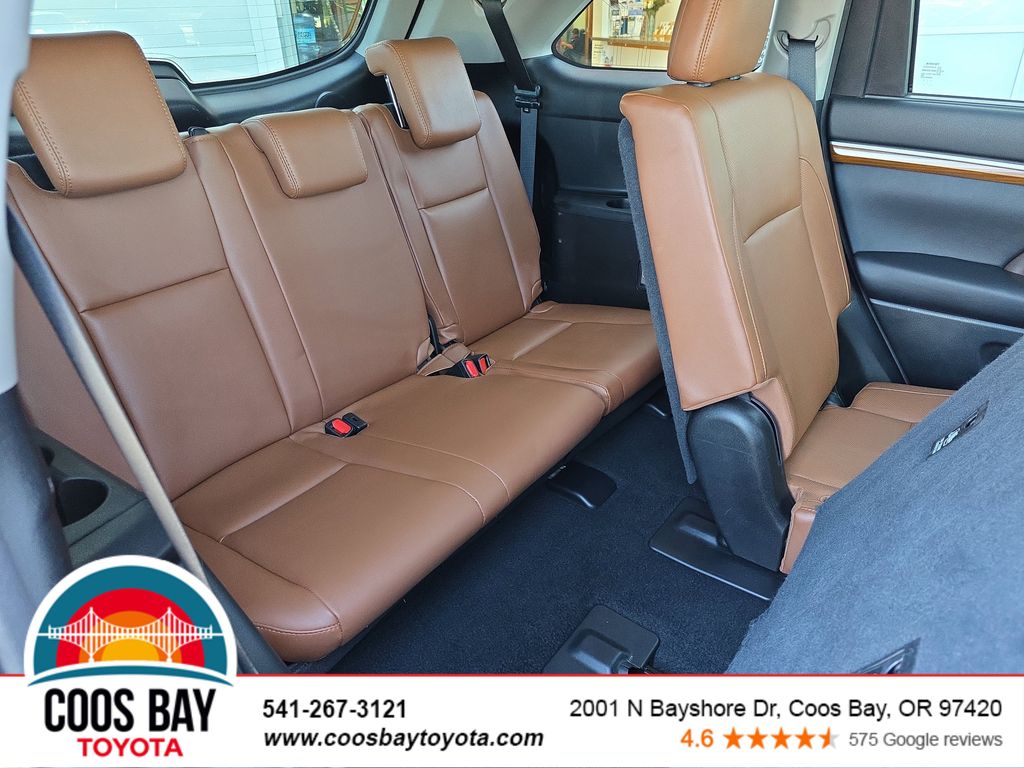 used 2017 Toyota Highlander car, priced at $29,981