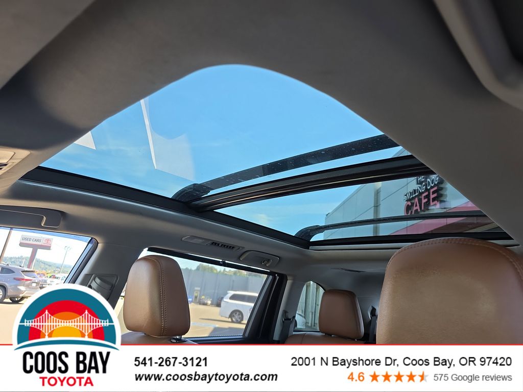 used 2017 Toyota Highlander car, priced at $29,981