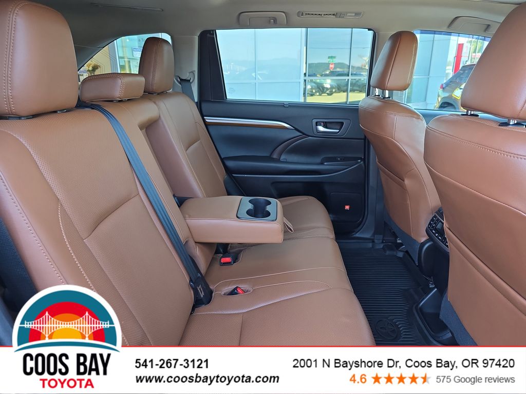 used 2017 Toyota Highlander car, priced at $29,981