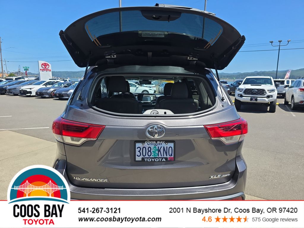 used 2018 Toyota Highlander car, priced at $27,992