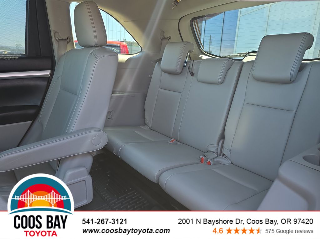 used 2018 Toyota Highlander car, priced at $27,992