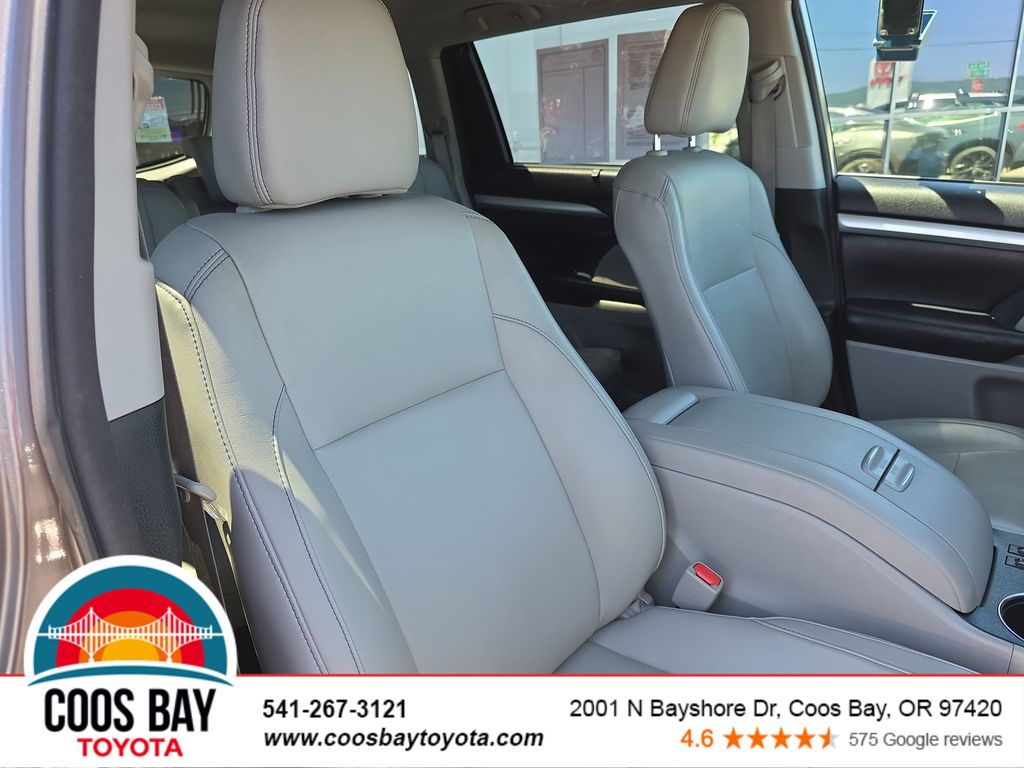 used 2018 Toyota Highlander car, priced at $27,992