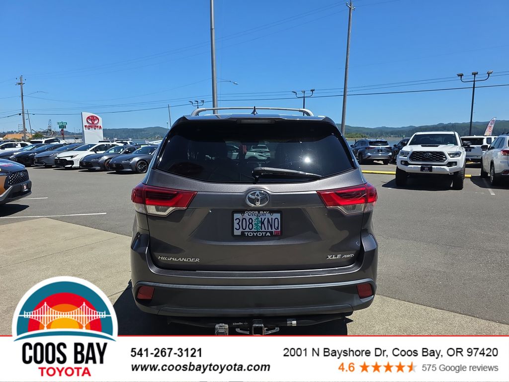 used 2018 Toyota Highlander car, priced at $27,992