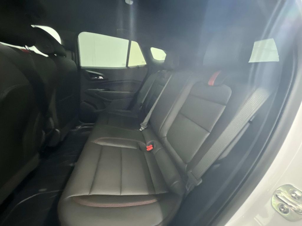 new 2025 Chevrolet Trax car, priced at $25,500