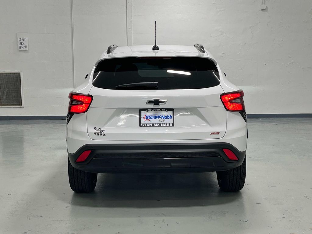 new 2025 Chevrolet Trax car, priced at $25,500