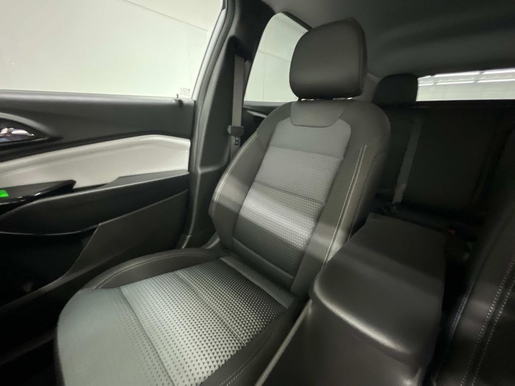 new 2025 Chevrolet Trax car, priced at $24,785