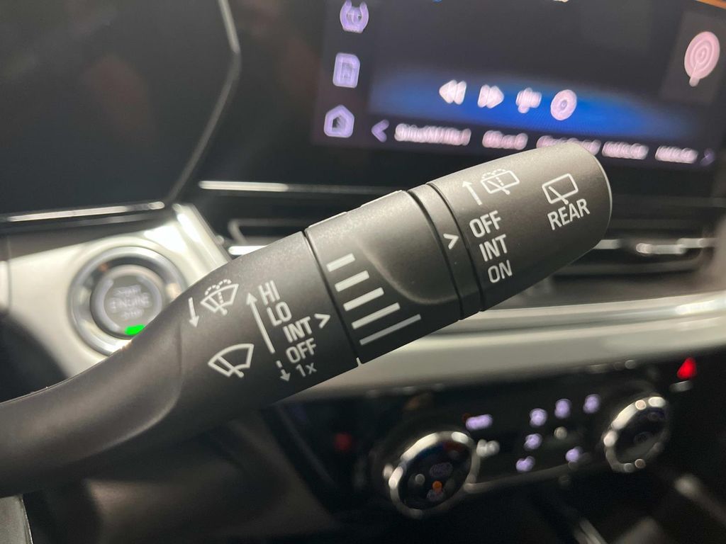 new 2025 Chevrolet Trax car, priced at $24,785