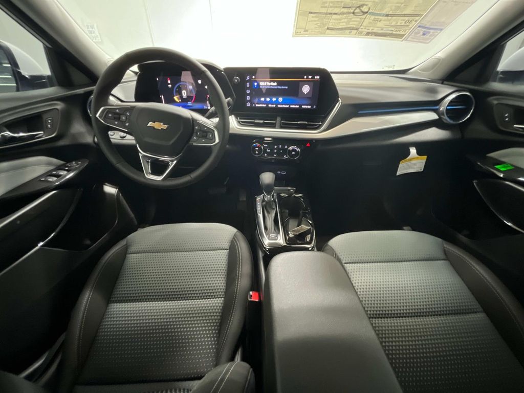 new 2025 Chevrolet Trax car, priced at $24,785
