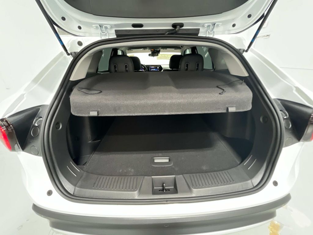new 2025 Chevrolet Trax car, priced at $24,785