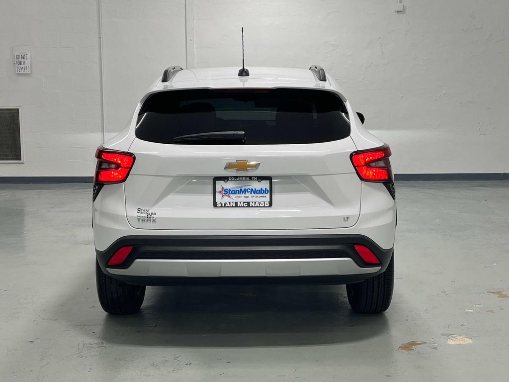 new 2025 Chevrolet Trax car, priced at $24,785