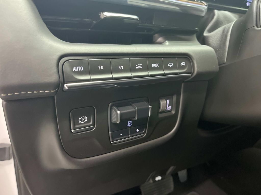 used 2021 Cadillac Escalade car, priced at $63,995