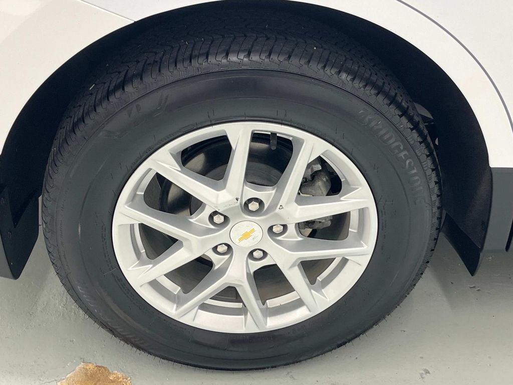 used 2022 Chevrolet Equinox car, priced at $25,989