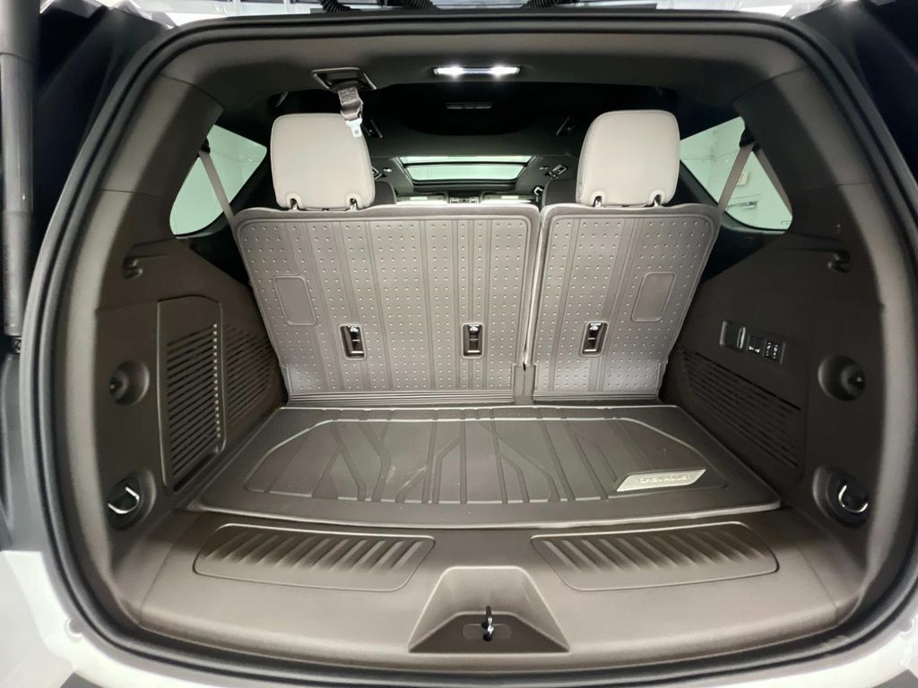new 2025 Chevrolet Tahoe car, priced at $67,797