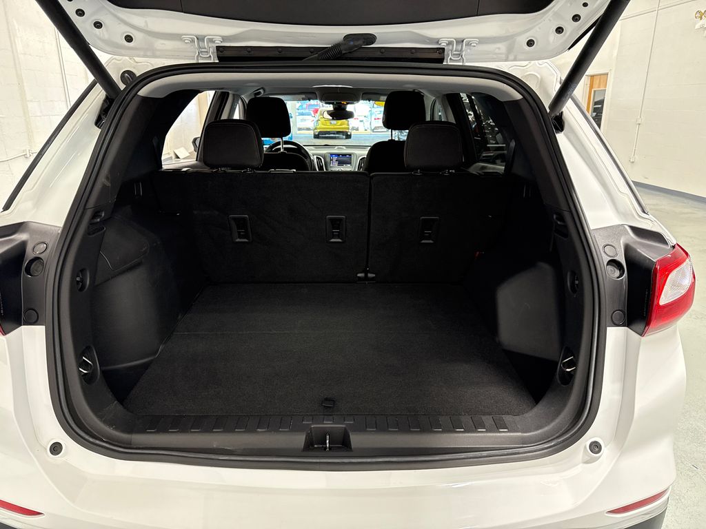used 2021 Chevrolet Equinox car, priced at $21,989
