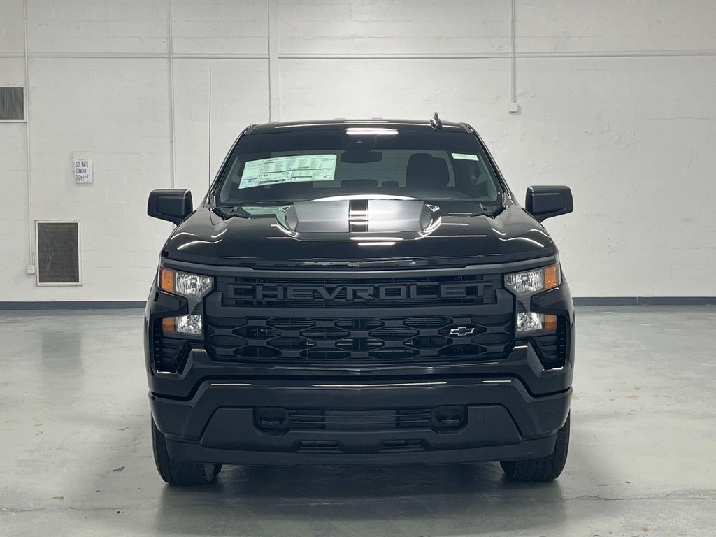 new 2025 Chevrolet Silverado car, priced at $42,498