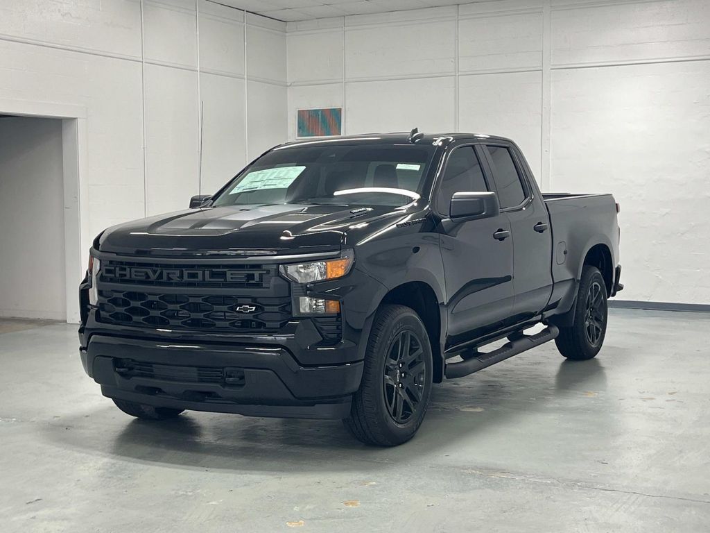 new 2025 Chevrolet Silverado car, priced at $42,498