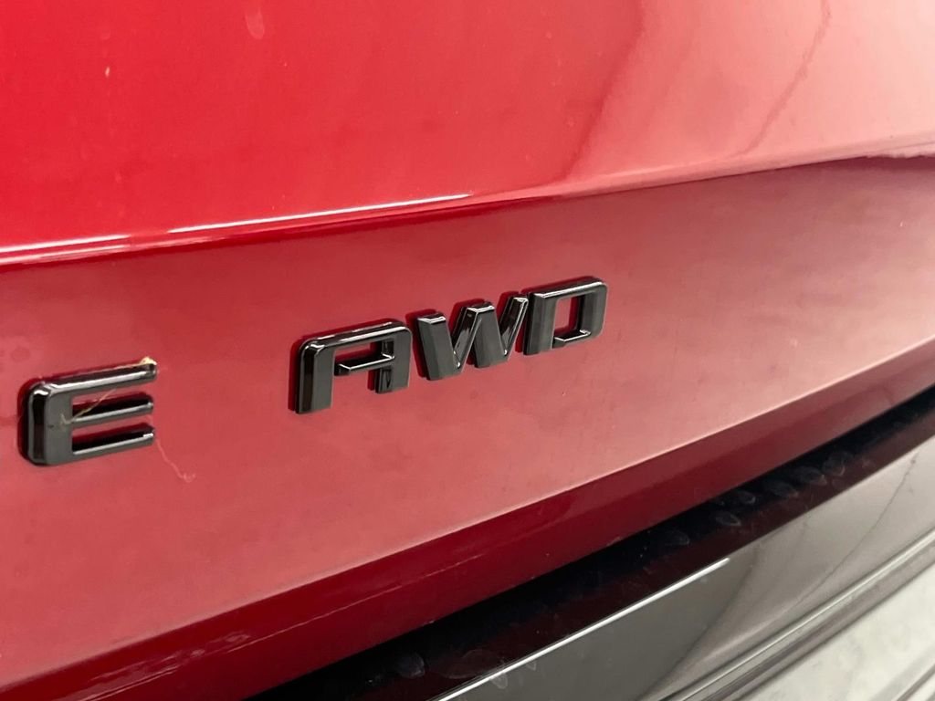 new 2026 Chevrolet Traverse car, priced at $59,936