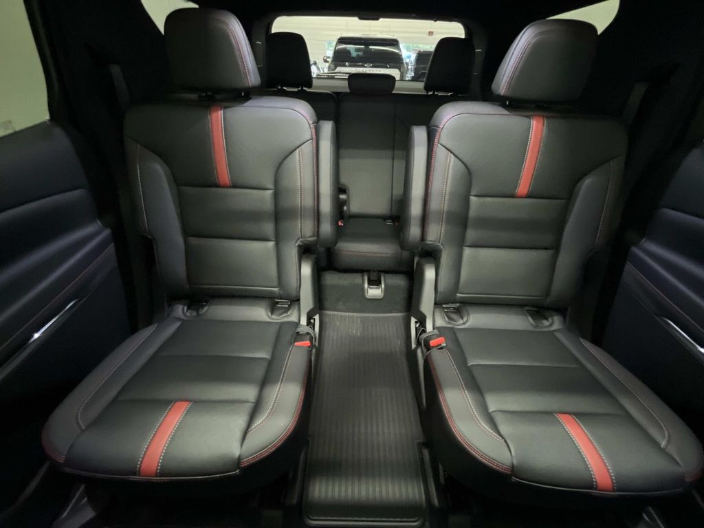new 2026 Chevrolet Traverse car, priced at $59,936