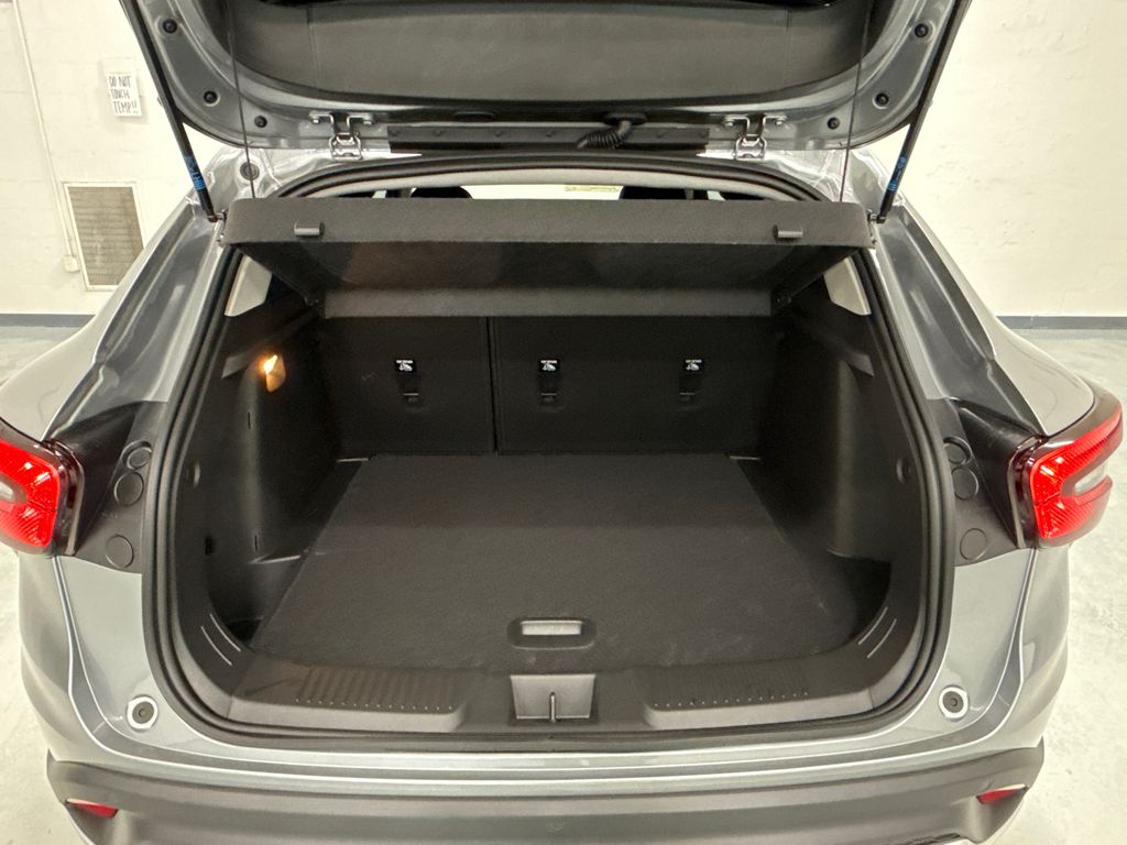 new 2025 Chevrolet Trax car, priced at $24,936