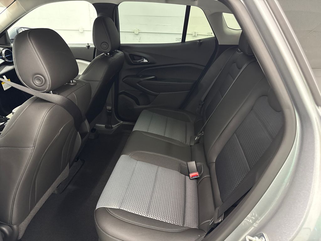 new 2025 Chevrolet Trax car, priced at $24,936