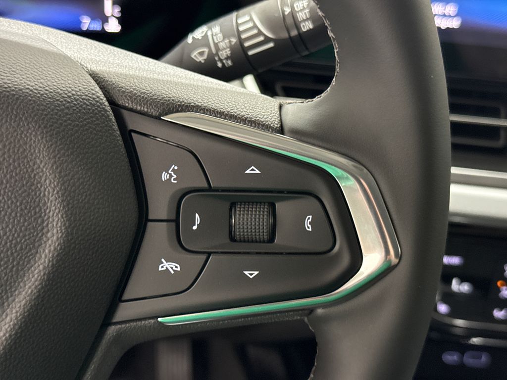 new 2025 Chevrolet Trax car, priced at $24,936