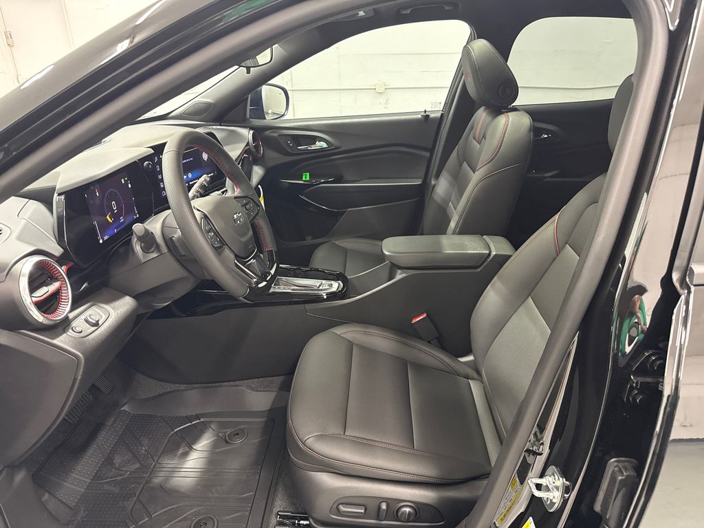 new 2025 Chevrolet Trax car, priced at $26,958