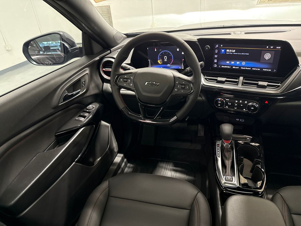 new 2025 Chevrolet Trax car, priced at $26,958