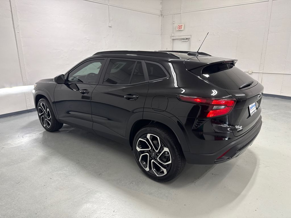 new 2025 Chevrolet Trax car, priced at $26,958