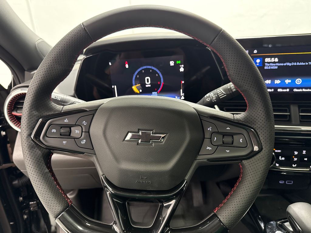 new 2025 Chevrolet Trax car, priced at $26,958