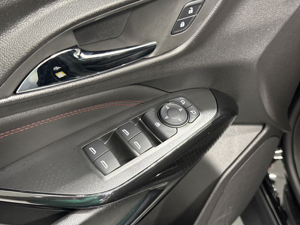 new 2025 Chevrolet Trax car, priced at $26,958