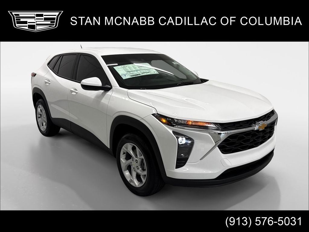 new 2025 Chevrolet Trax car, priced at $22,999
