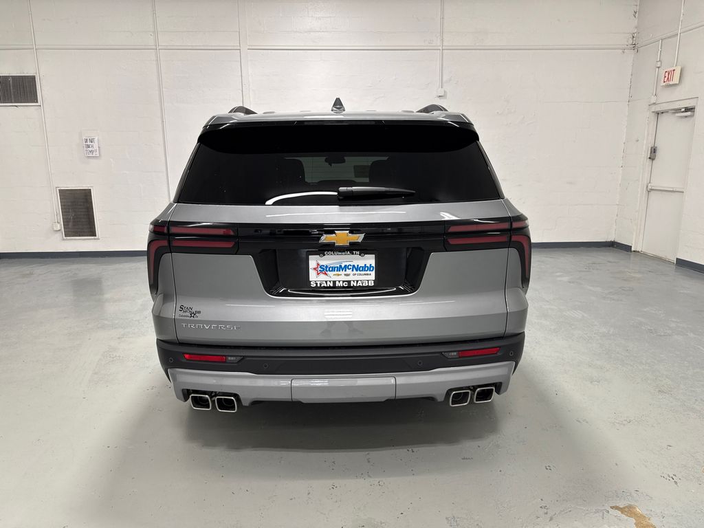new 2026 Chevrolet Traverse car, priced at $41,720
