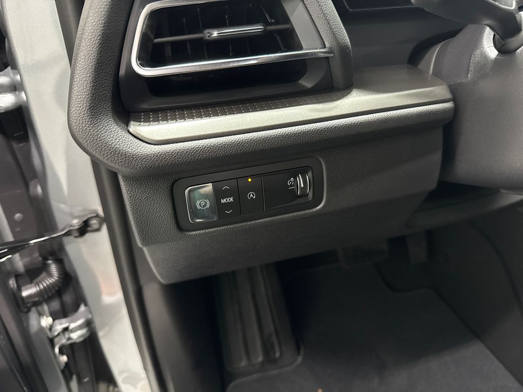 new 2026 Chevrolet Traverse car, priced at $41,720
