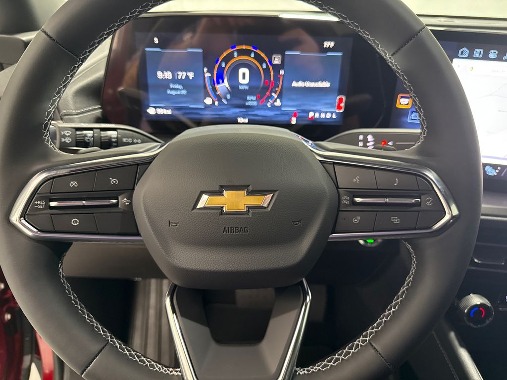new 2026 Chevrolet Traverse car, priced at $43,215