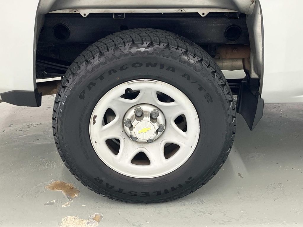 used 2014 Chevrolet Silverado car, priced at $9,999