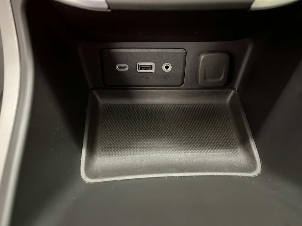 used 2024 GMC Terrain car, priced at $25,989