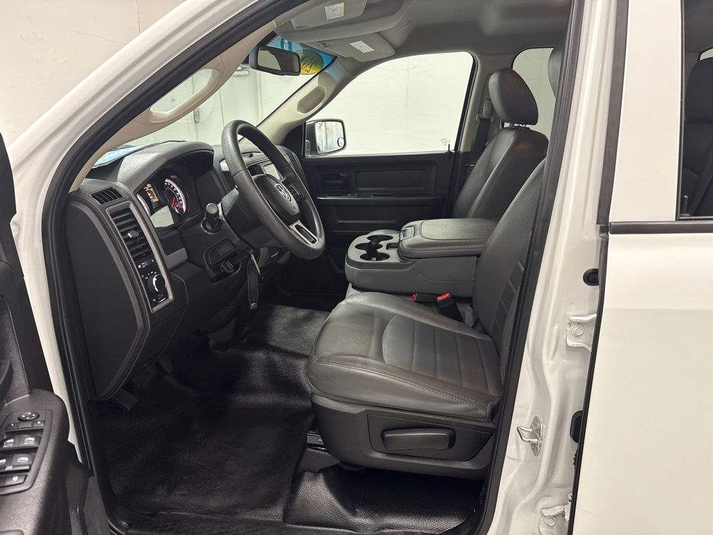 used 2019 Ram 1500 Classic car, priced at $21,525