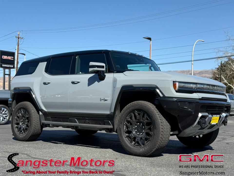 new 2024 GMC Hummer EV SUV car