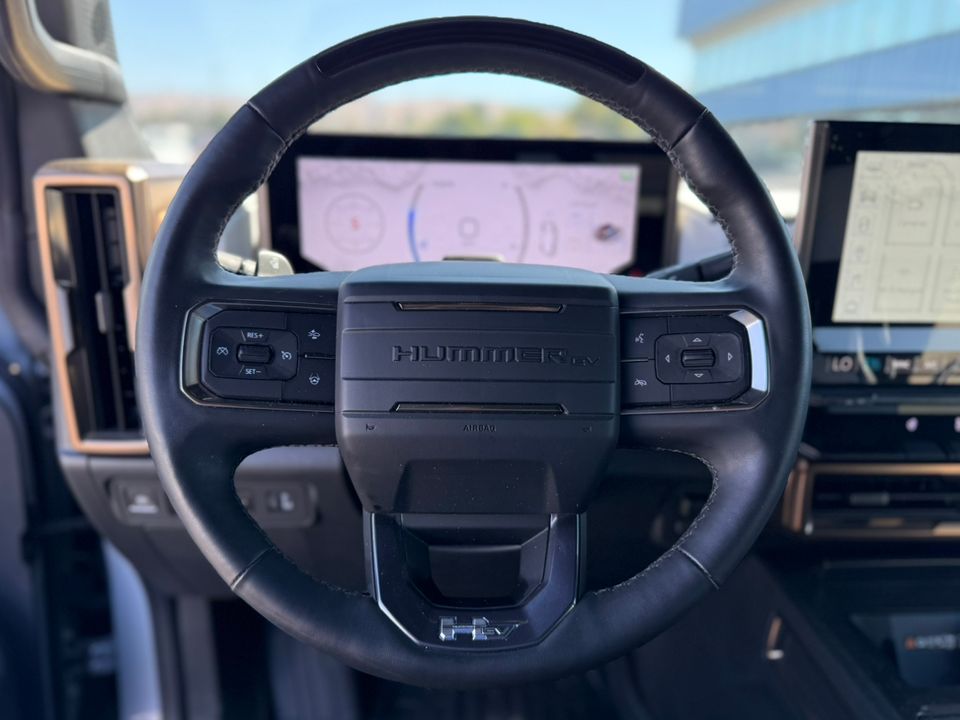 new 2024 GMC Hummer EV SUV car