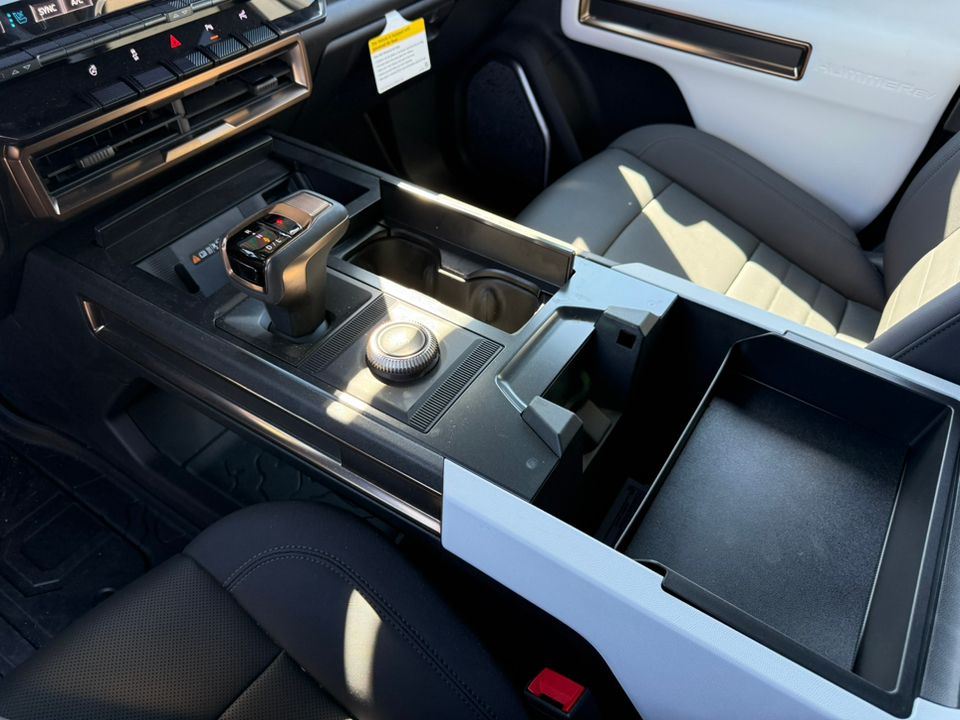 new 2024 GMC Hummer EV SUV car
