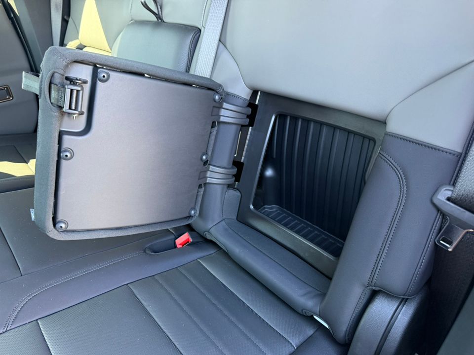 new 2025 GMC Hummer EV Pickup car