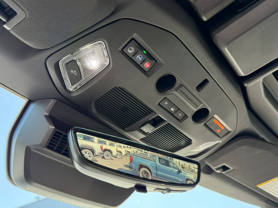 new 2025 GMC Hummer EV Pickup car