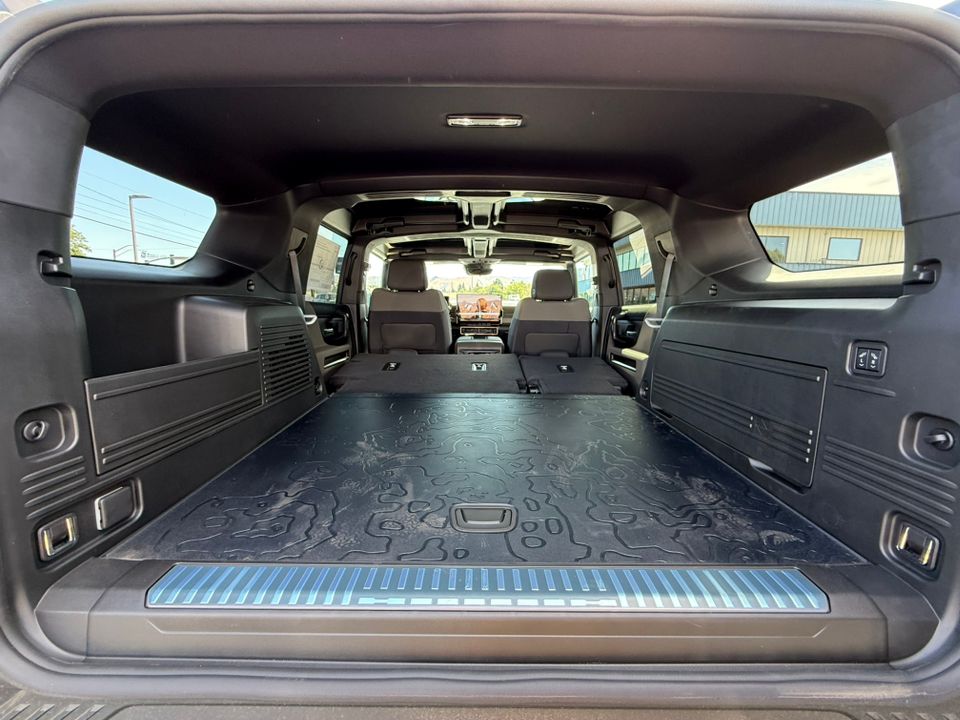 new 2025 GMC Hummer EV SUV car