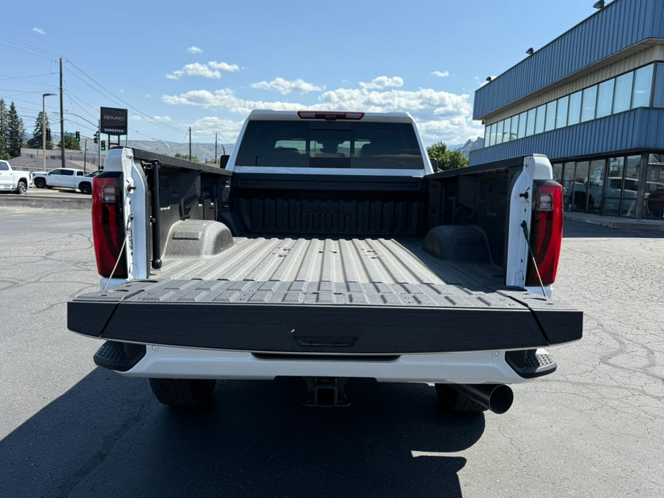 new 2025 GMC Sierra car