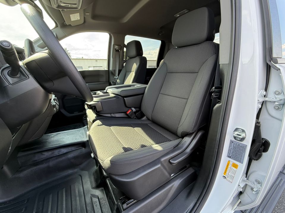 new 2025 GMC Sierra car
