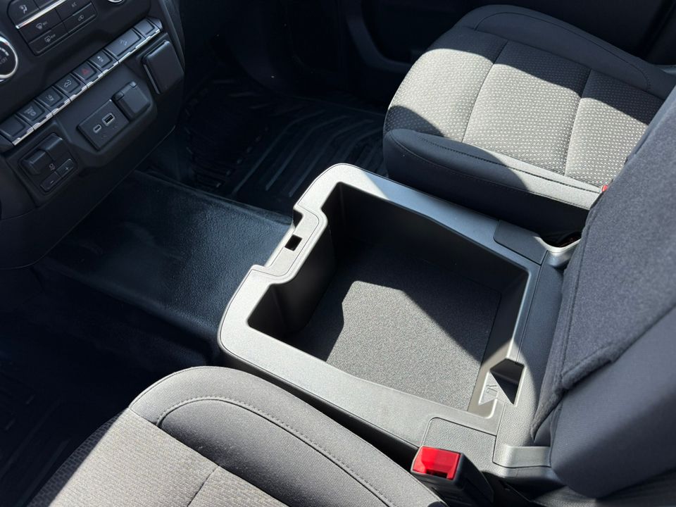 new 2025 GMC Sierra car