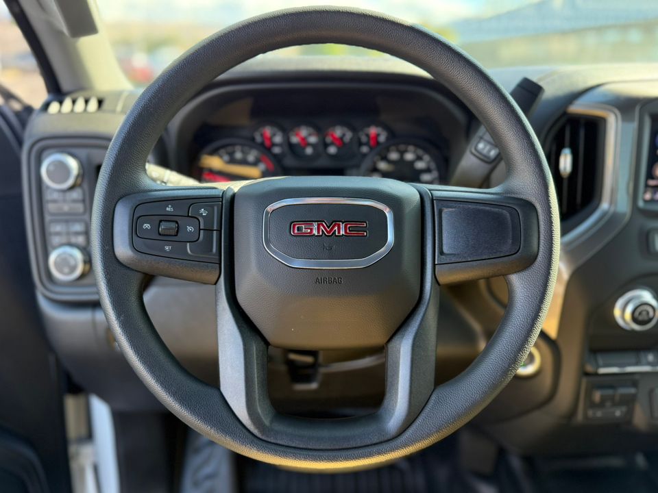 new 2025 GMC Sierra car