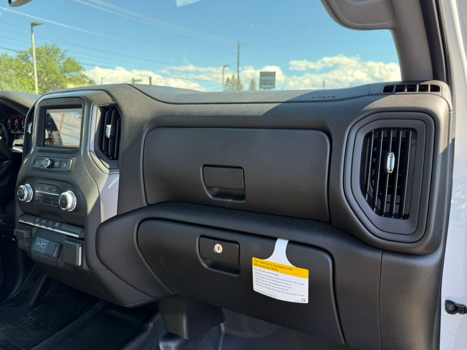 new 2025 GMC Sierra car