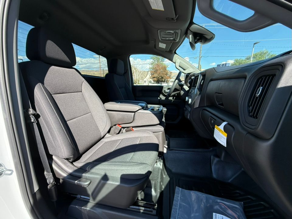 new 2025 GMC Sierra car